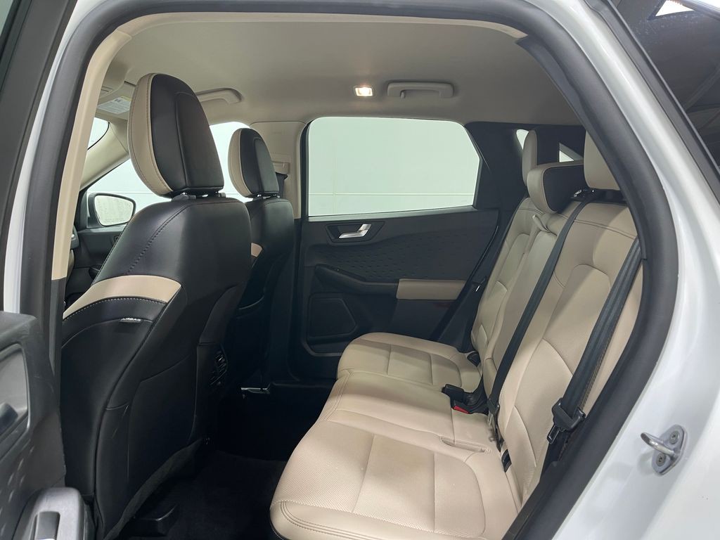 2020 Ford Escape Image 29