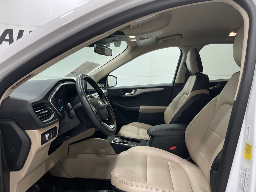 2020 Ford Escape Image 12