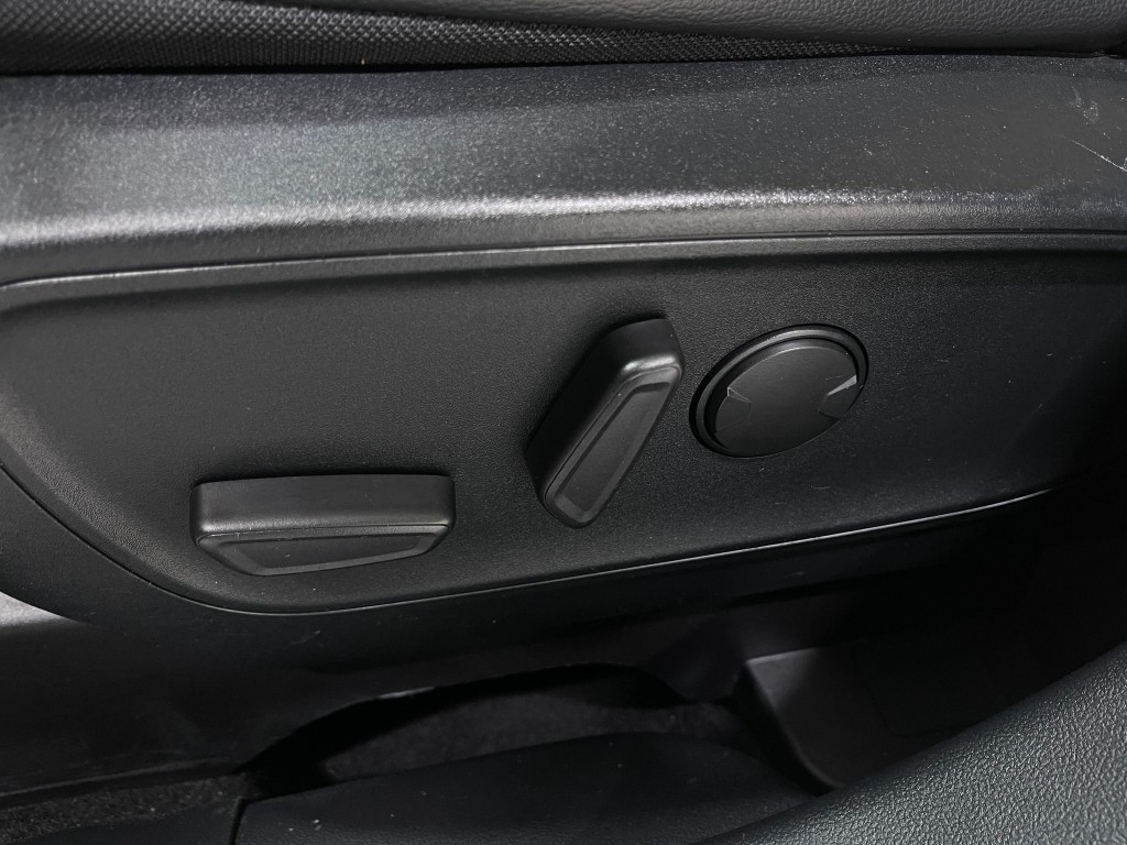 2020 Ford Escape Image 16