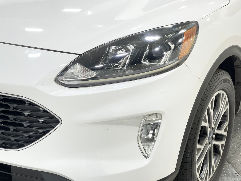 2020 Ford Escape Image 32