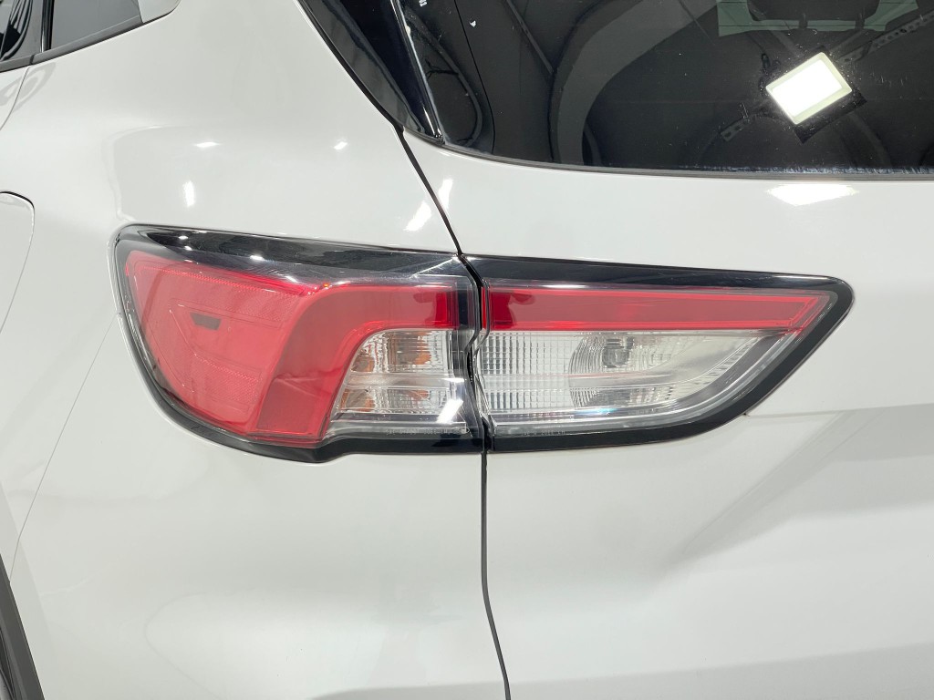 2020 Ford Escape Image 33