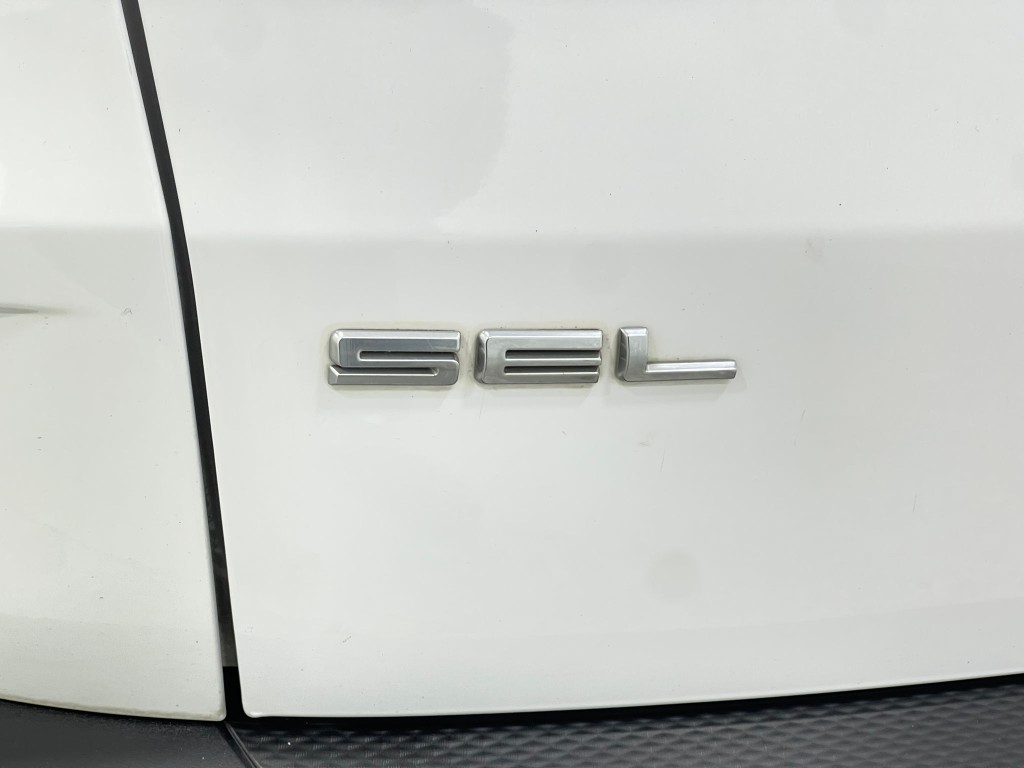 2020 Ford Escape Image 39