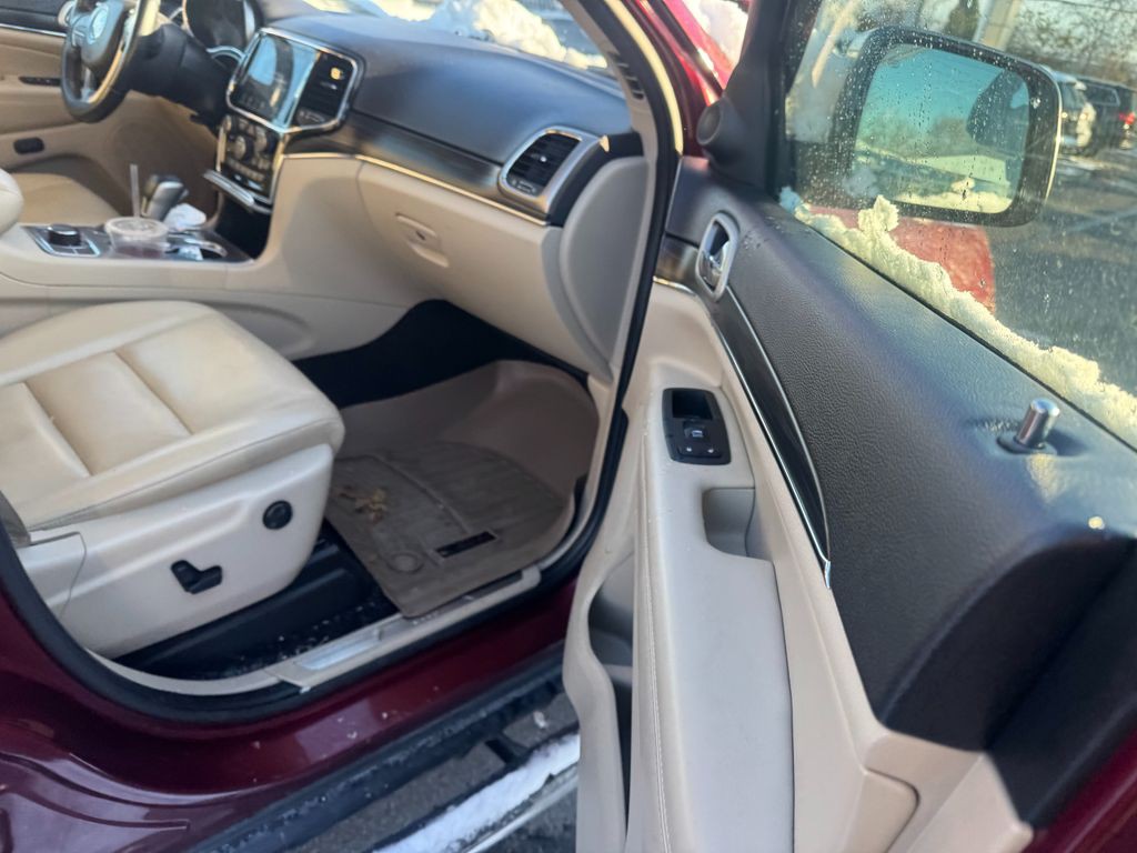 2020 Jeep Grand Cherokee Image 6