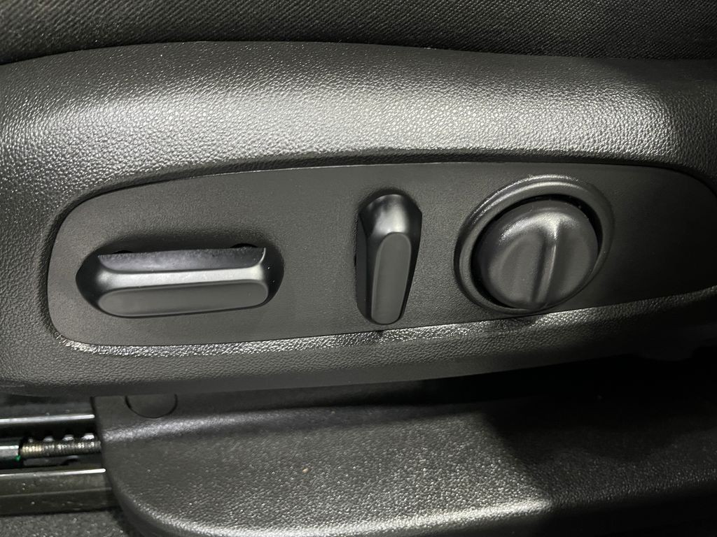 2020 Chevrolet Equinox Image 15