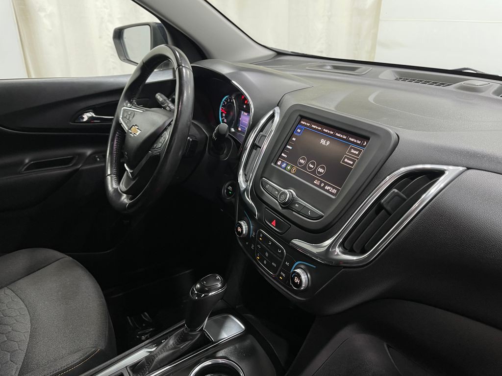 2020 Chevrolet Equinox Image 18
