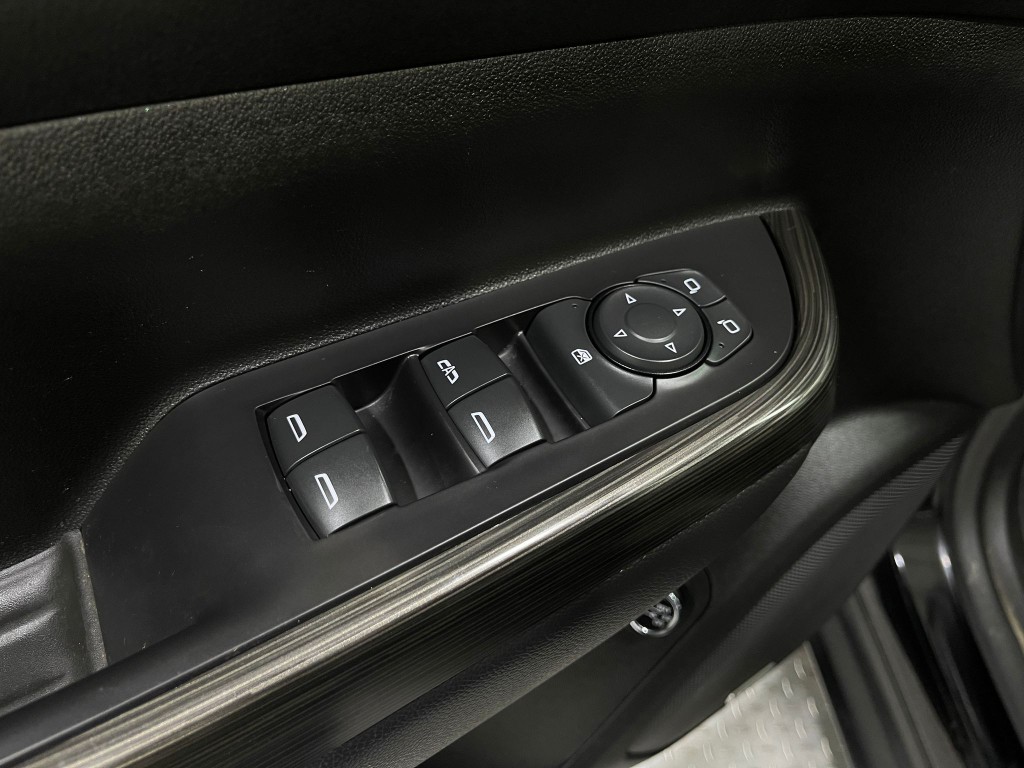 2019 GMC Acadia Image 17