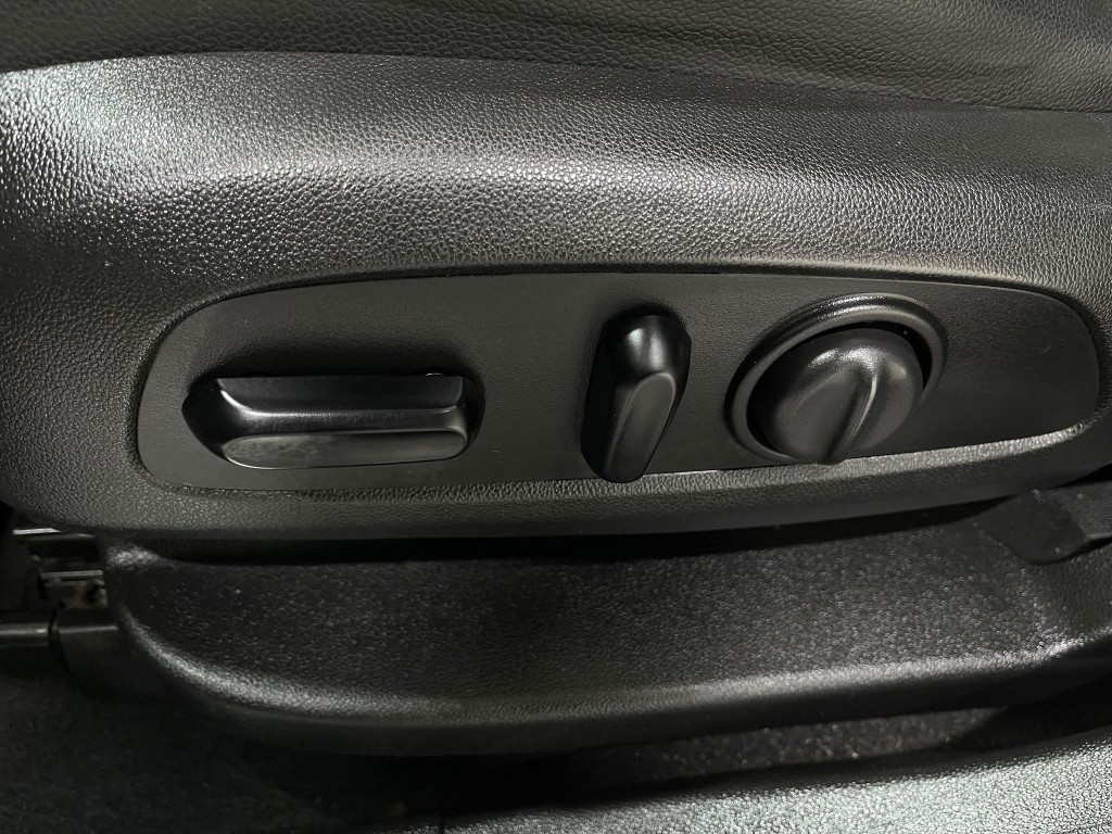 2019 GMC Acadia Image 19