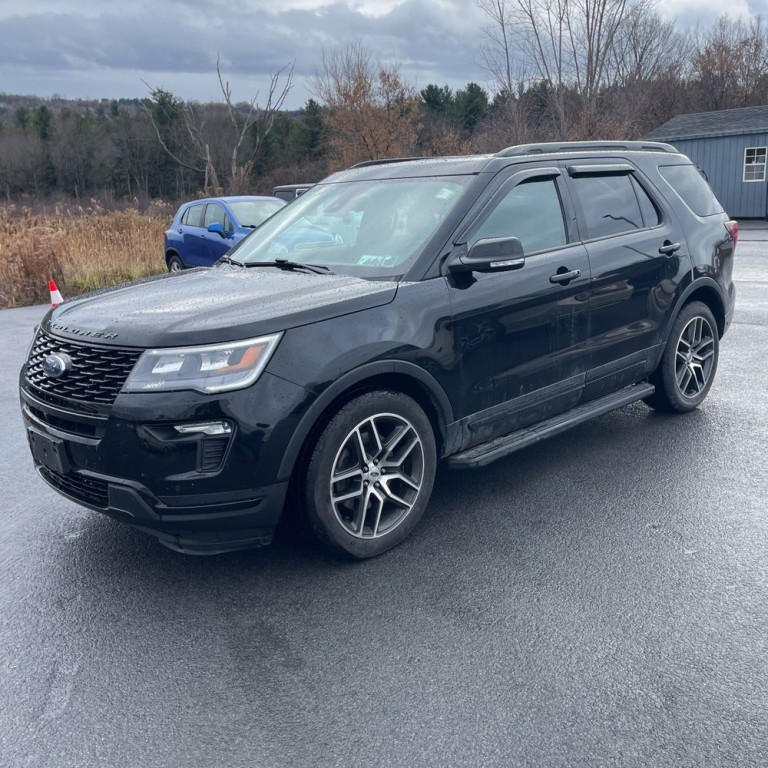 2019 Ford Explorer Image 2