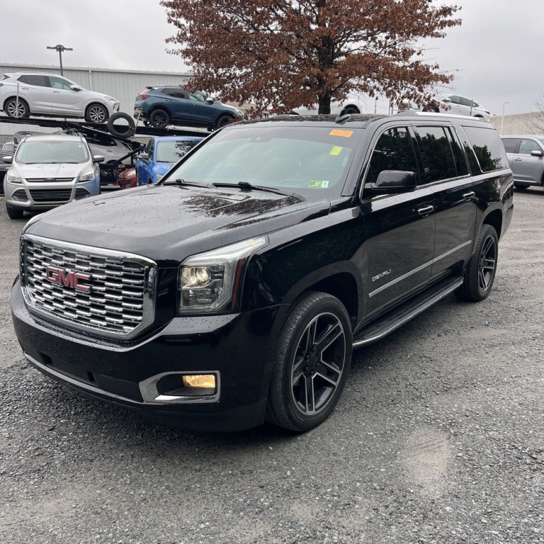 2019 GMC Yukon Image 2