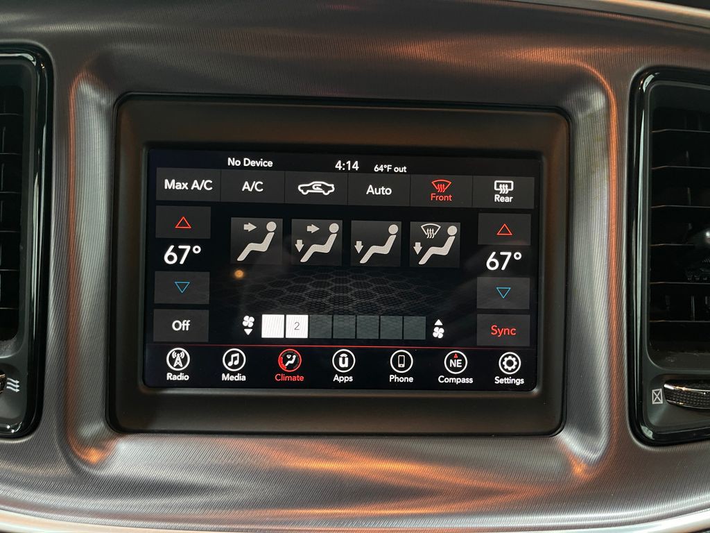 2019 Dodge Challenger Image 24