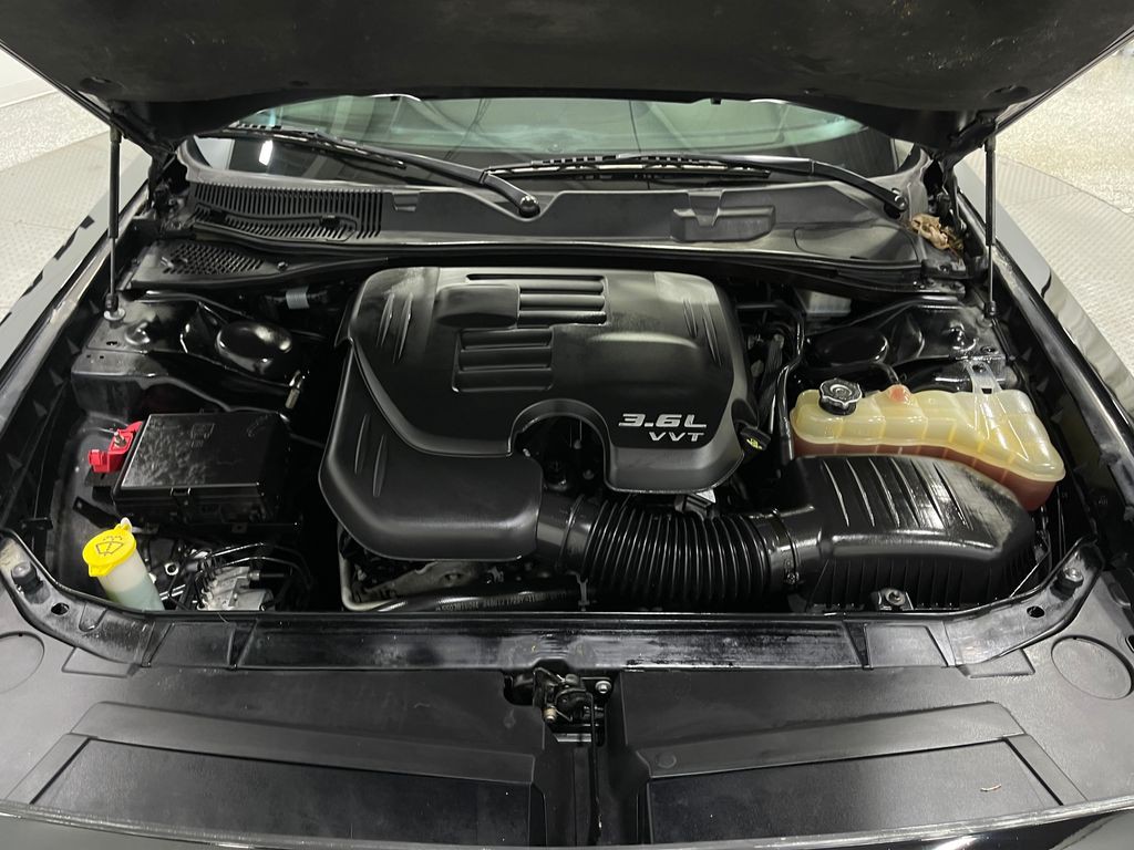 2019 Dodge Challenger Image 25