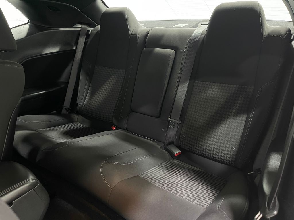 2019 Dodge Challenger Image 29