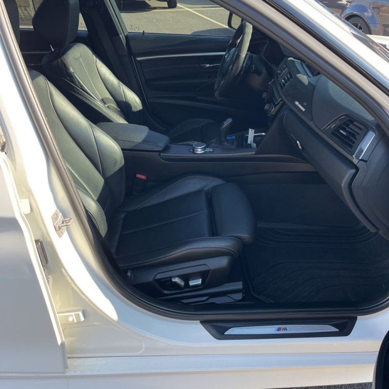 2018 BMW 3 Series Image 6