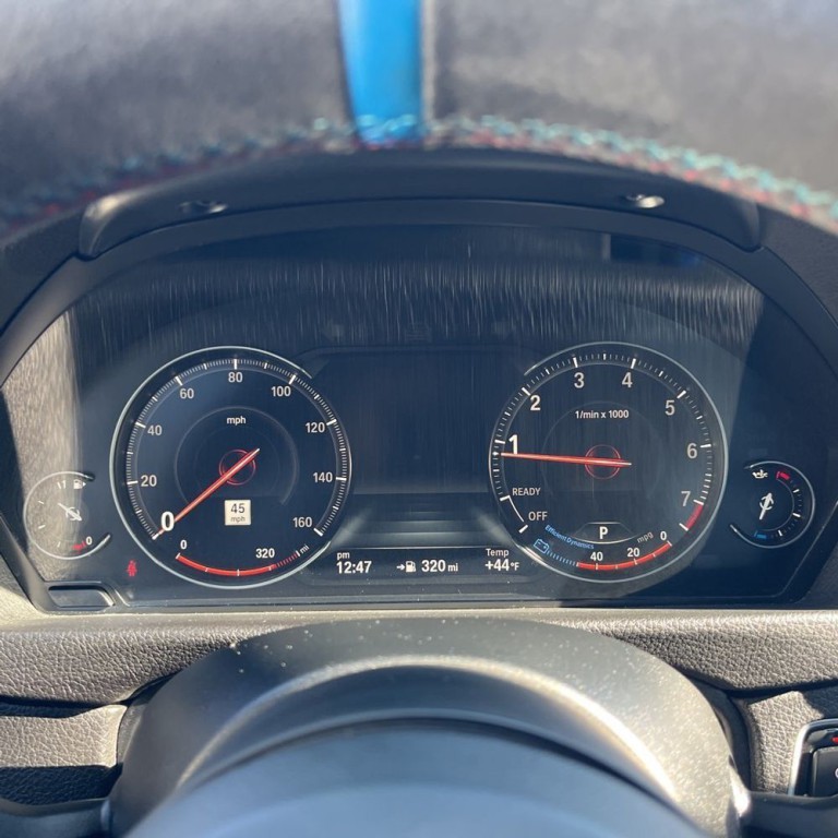 2018 BMW 3 Series Image 9