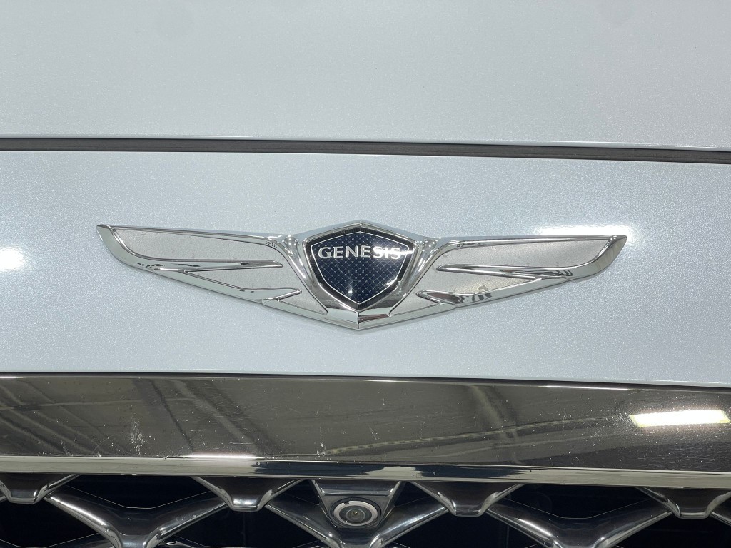 2018 Genesis G80 Image 38