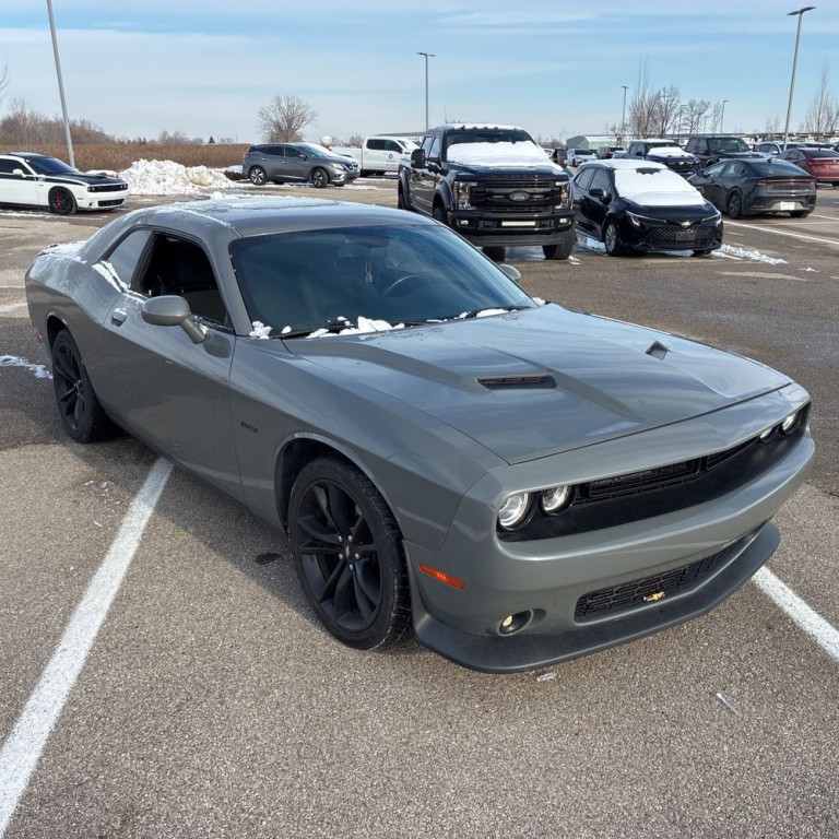 2018 Dodge Challenger Image 1