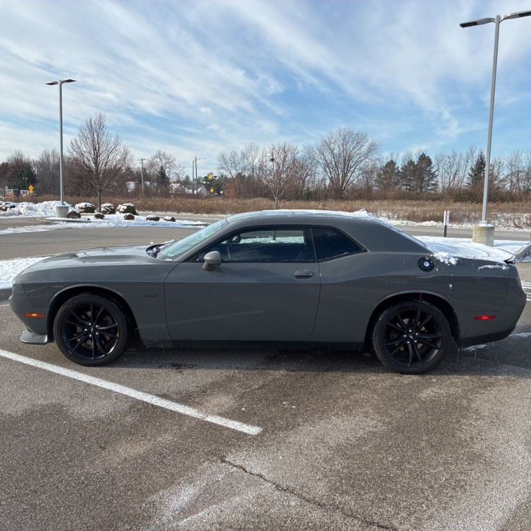 2018 Dodge Challenger Image 4