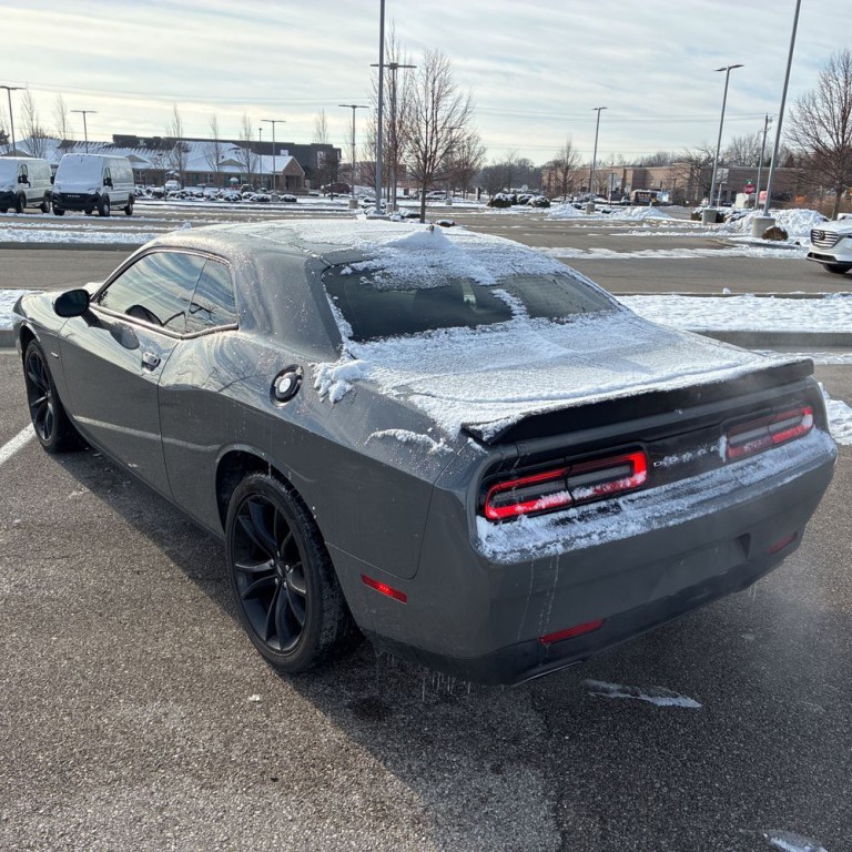 2018 Dodge Challenger Image 6