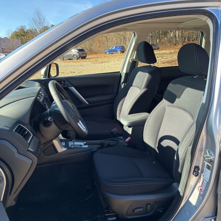 2018 Subaru Forester Image 6