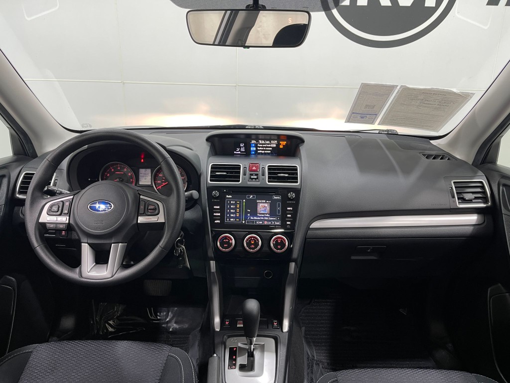 2018 Subaru Forester Image 18