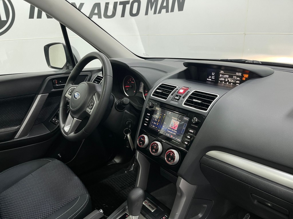 2018 Subaru Forester Image 19