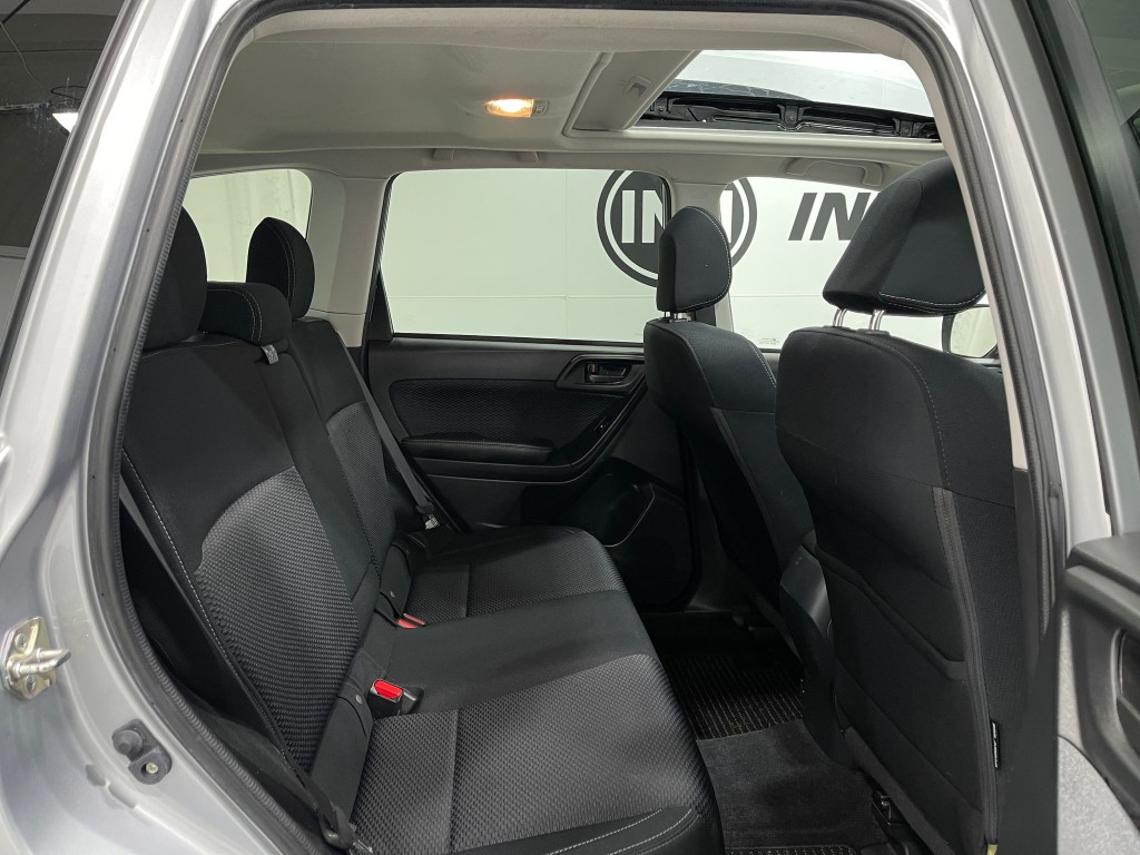 2018 Subaru Forester Image 29