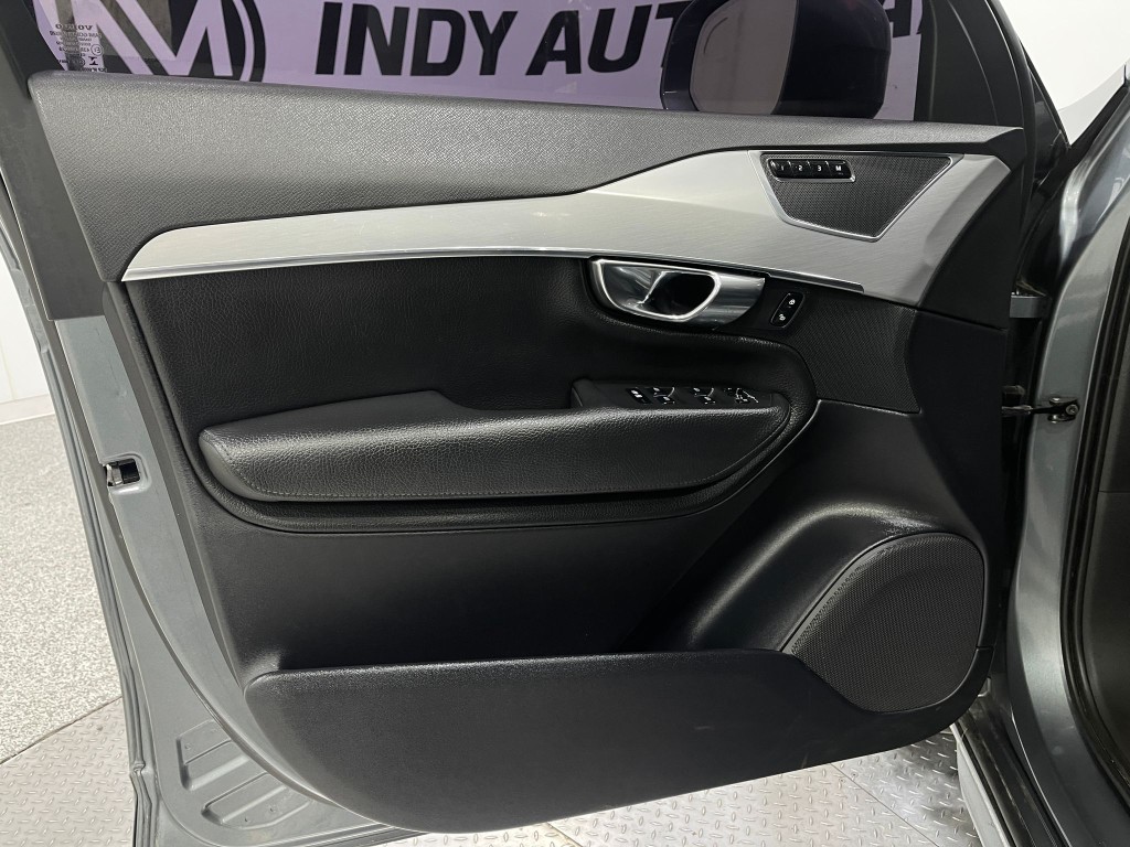 2017 Volvo XC90 Image 14