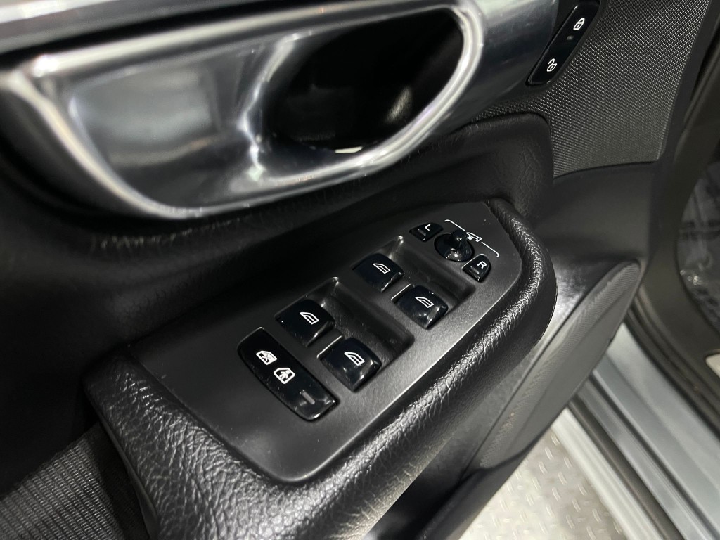 2017 Volvo XC90 Image 15