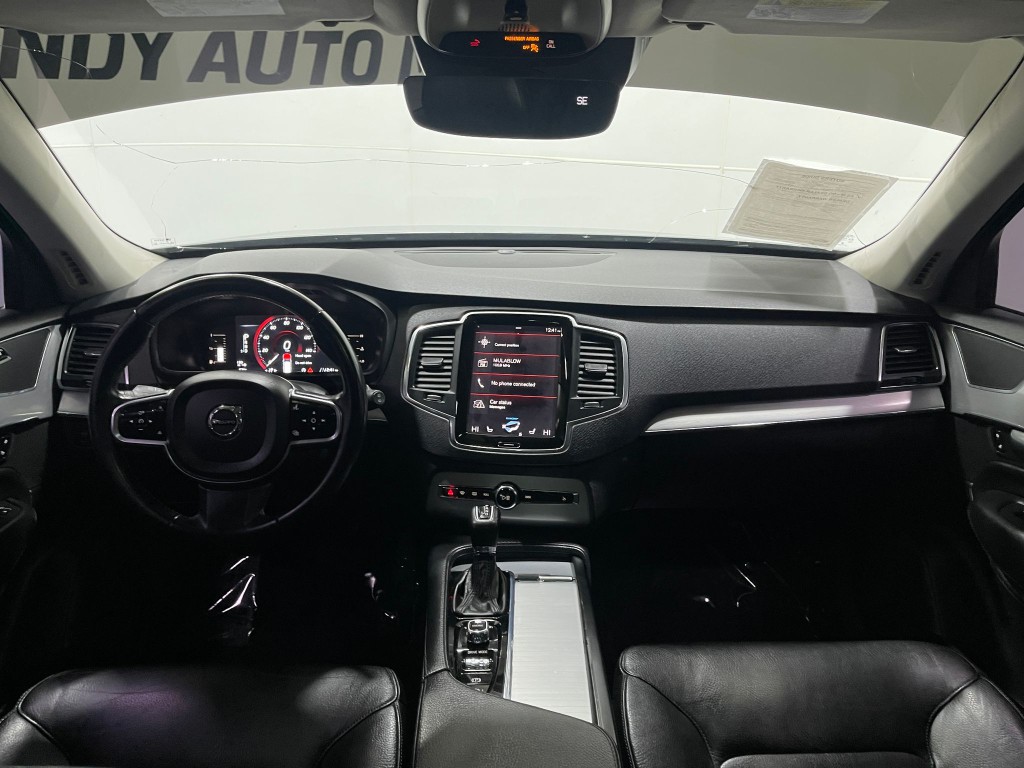 2017 Volvo XC90 Image 18