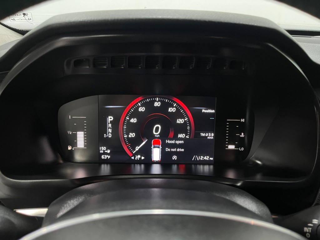 2017 Volvo XC90 Image 22