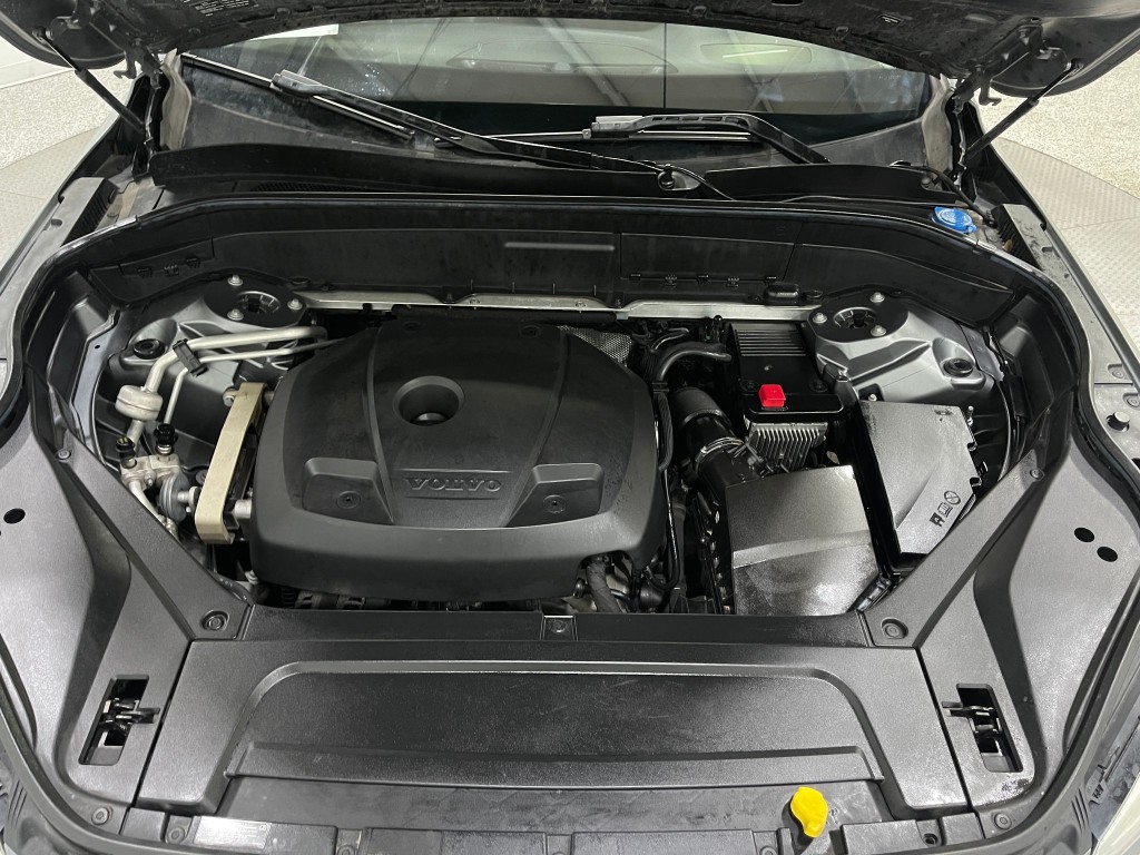 2017 Volvo XC90 Image 25