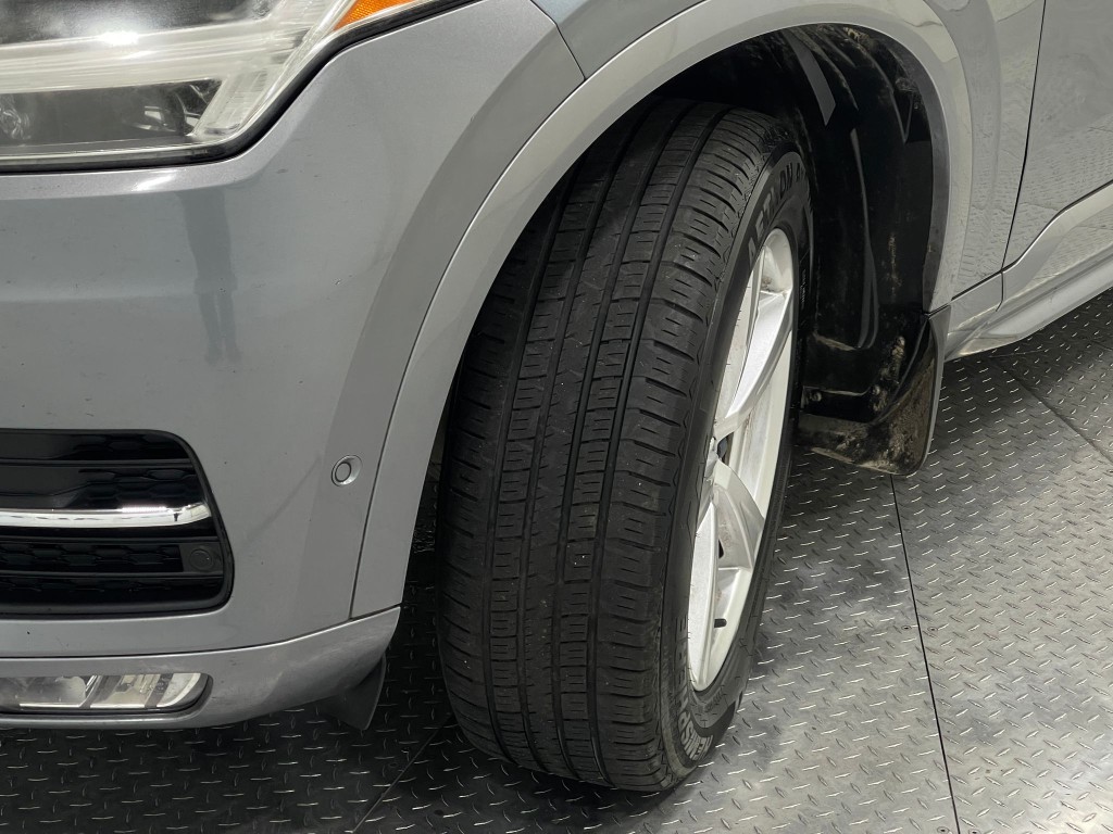 2017 Volvo XC90 Image 35