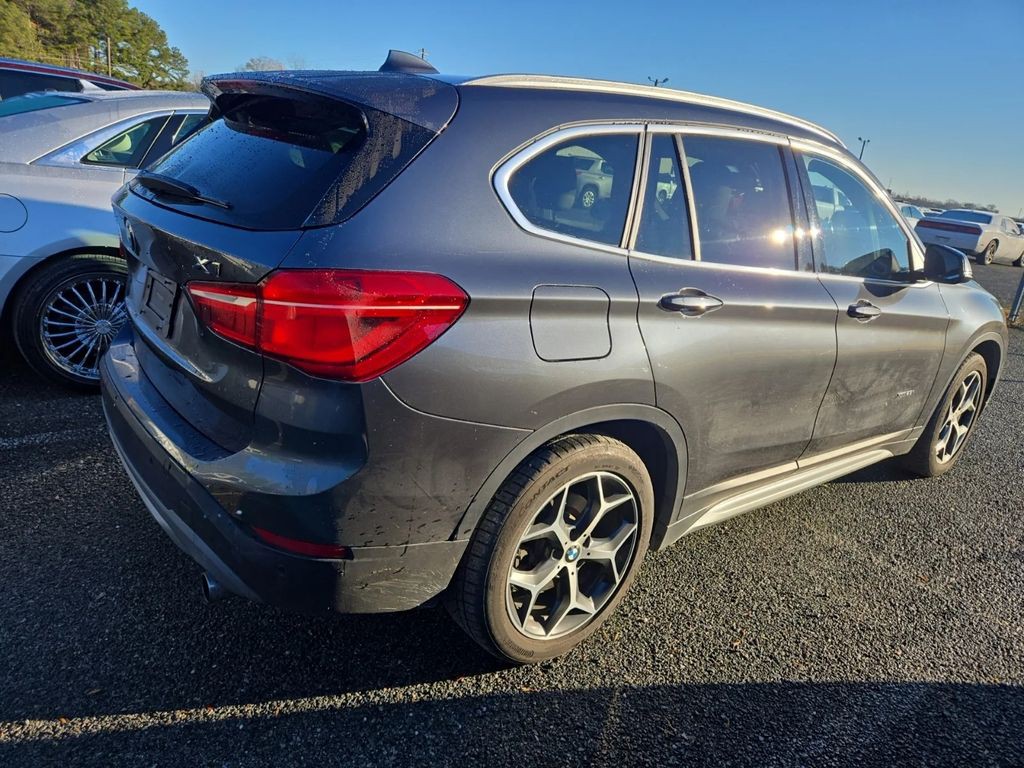 2017 BMW X1 Image 3