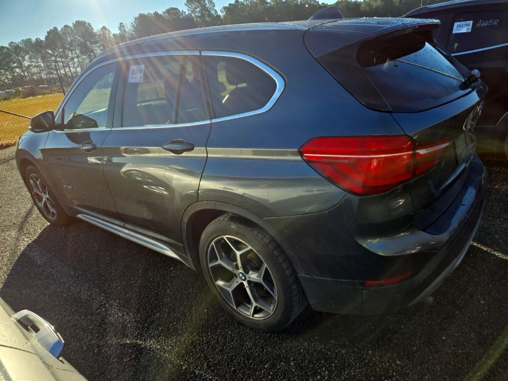 2017 BMW X1 Image 4