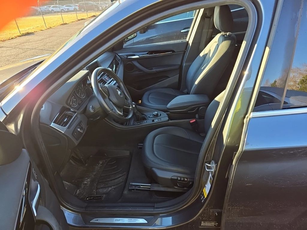 2017 BMW X1 Image 5