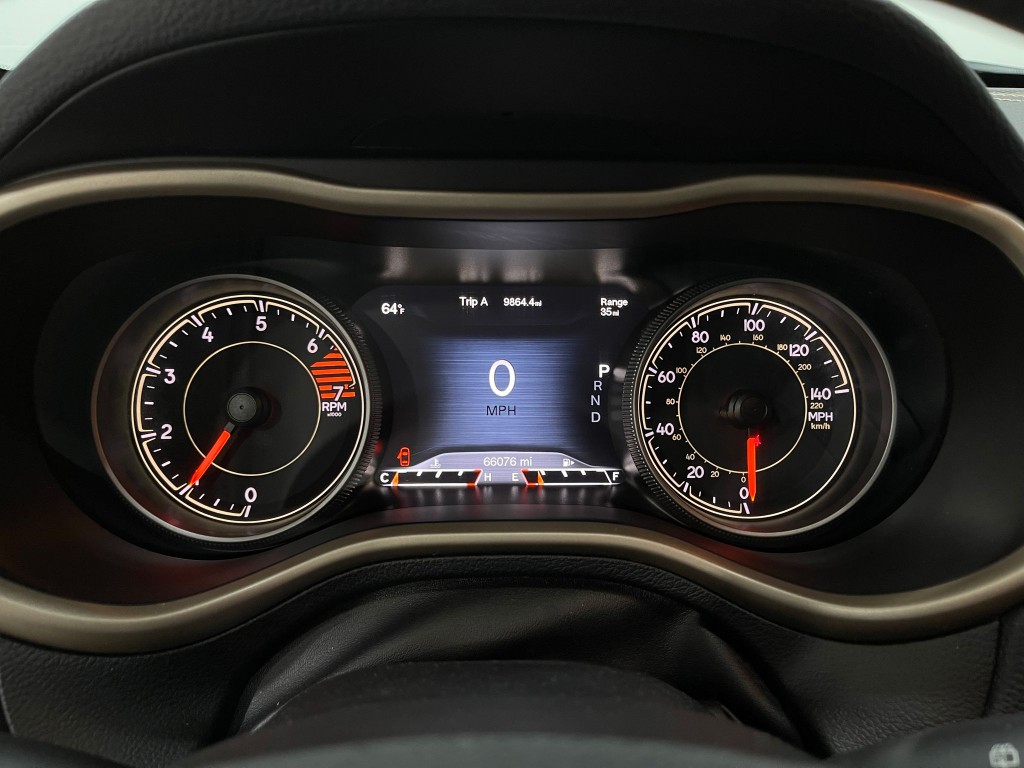 2017 Jeep Cherokee Image 22