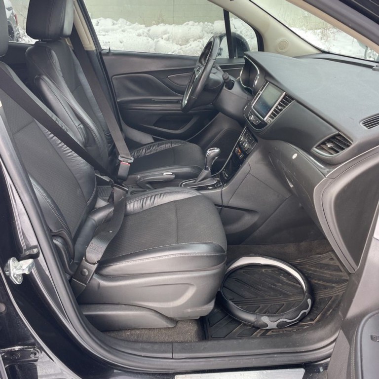 2017 Buick Enclave Image 8