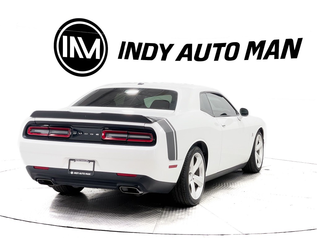 2016 Dodge Challenger Image 4