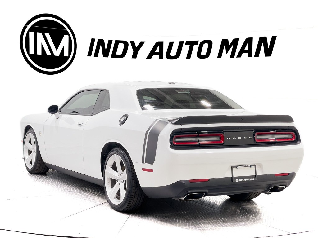 2016 Dodge Challenger Image 6