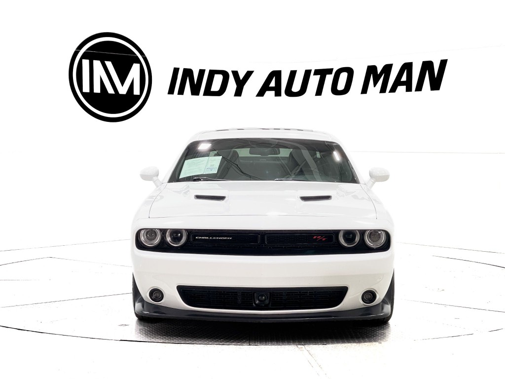 2016 Dodge Challenger Image 9