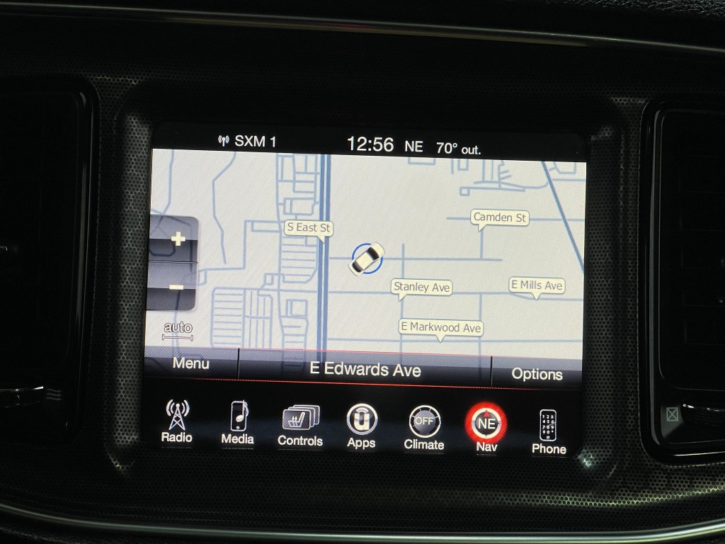 2016 Dodge Challenger Image 10