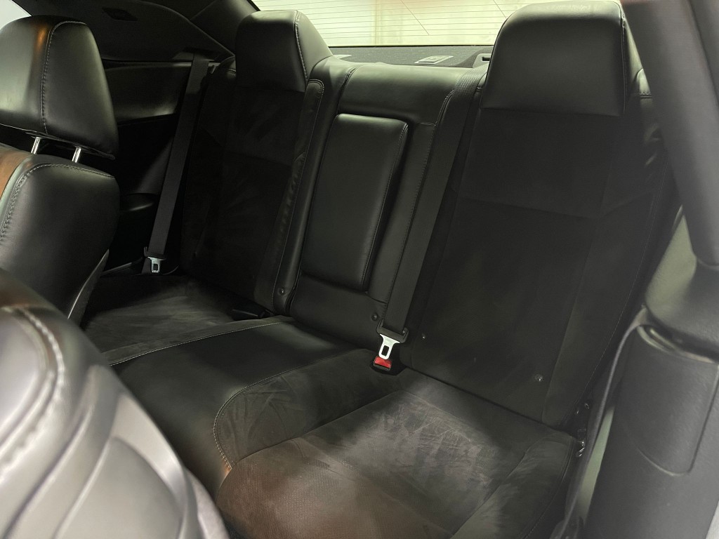 2016 Dodge Challenger Image 31
