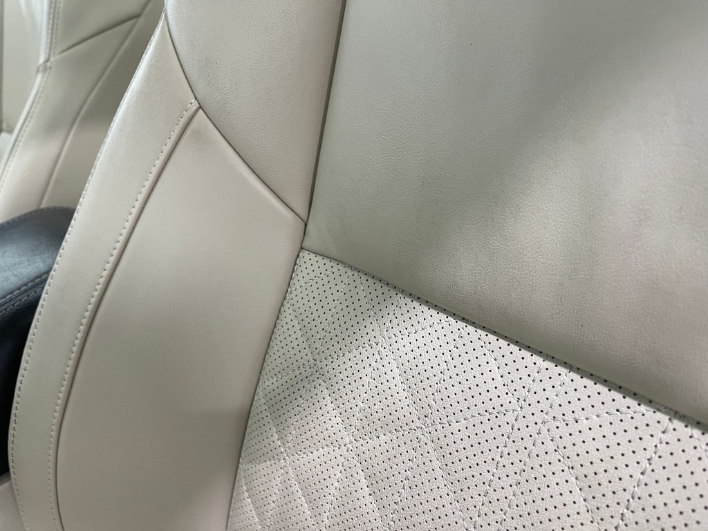 2019 Nissan Maxima Image 20