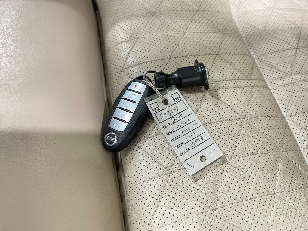 2019 Nissan Maxima Image 37