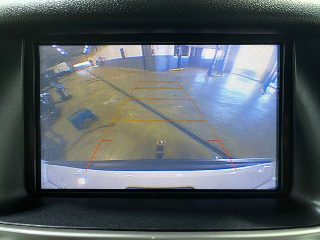 2018 Chevrolet Suburban Image 11