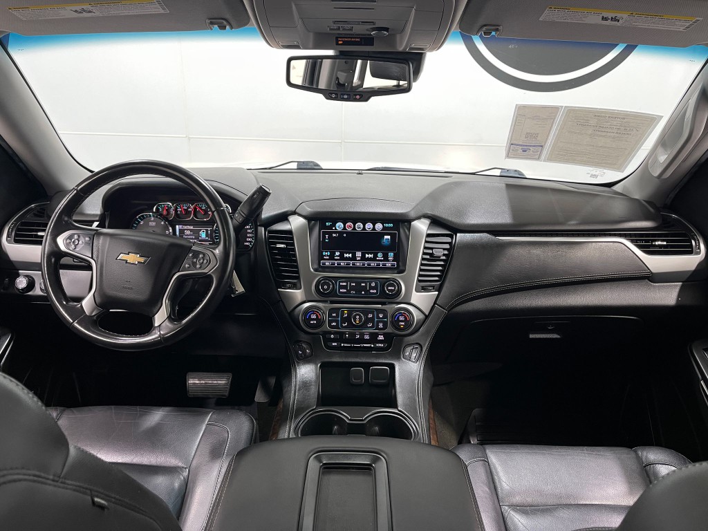 2018 Chevrolet Suburban Image 21