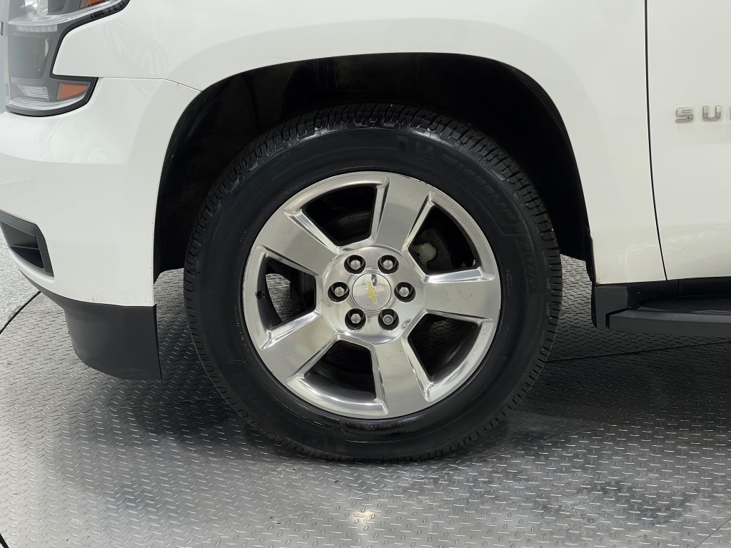 2018 Chevrolet Suburban Image 39