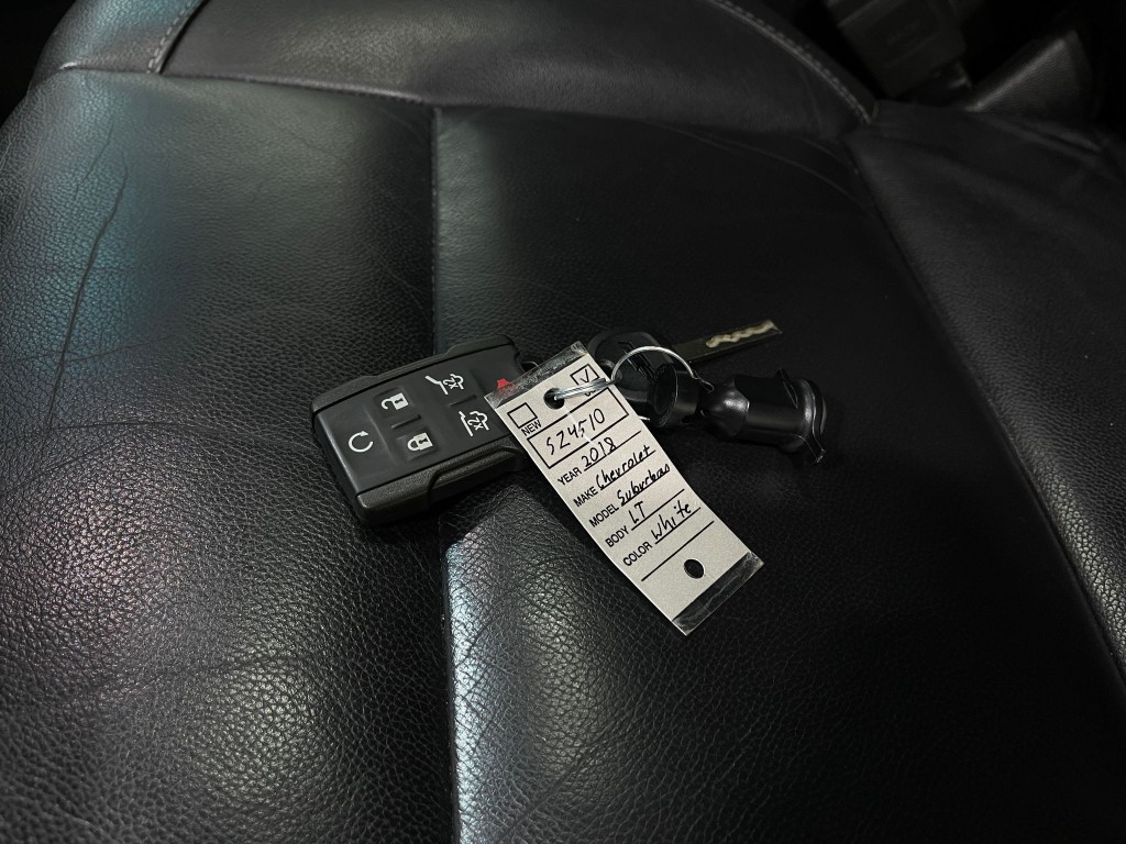 2018 Chevrolet Suburban Image 41