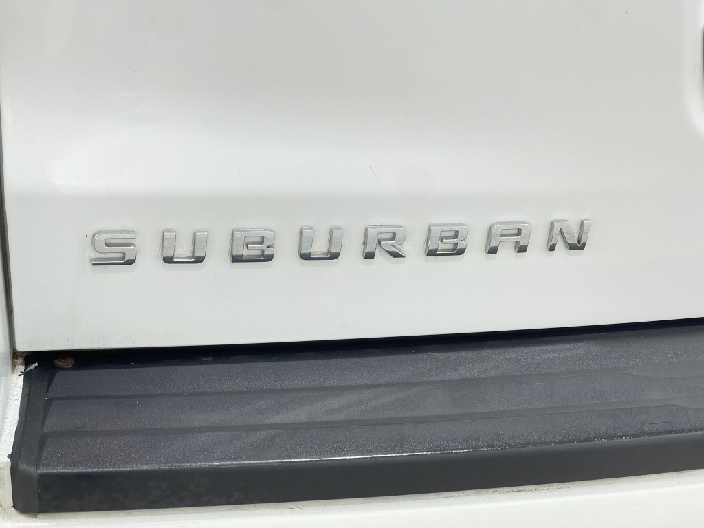 2018 Chevrolet Suburban Image 43