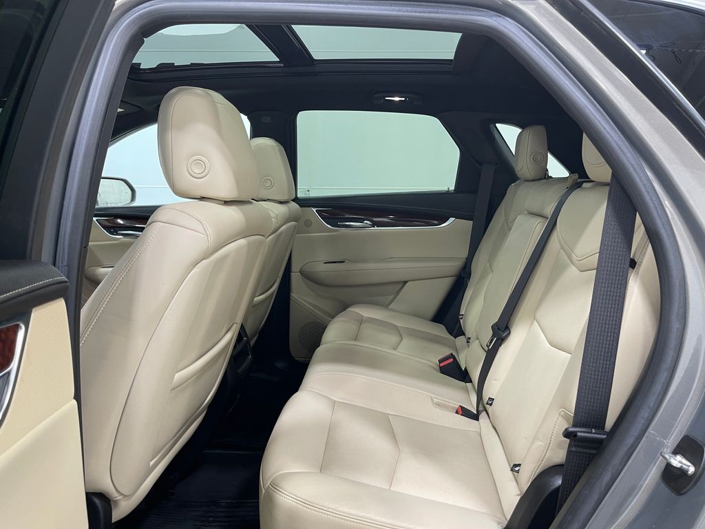 2018 Cadillac XT5 Image 32